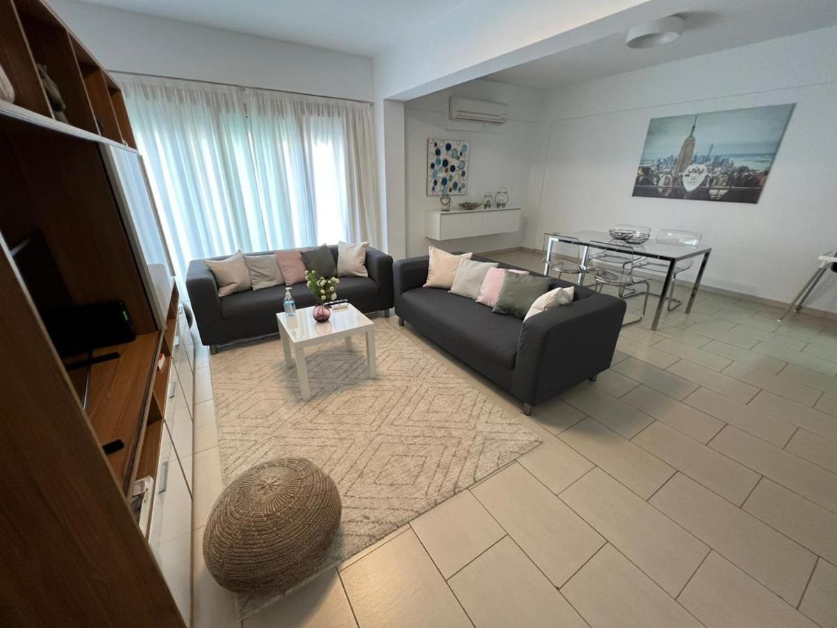 Amazing 2-Bedroom Apartment With Pool!! Limassol Eksteriør billede